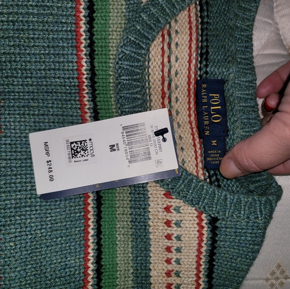 Top - Picture 2 of 3